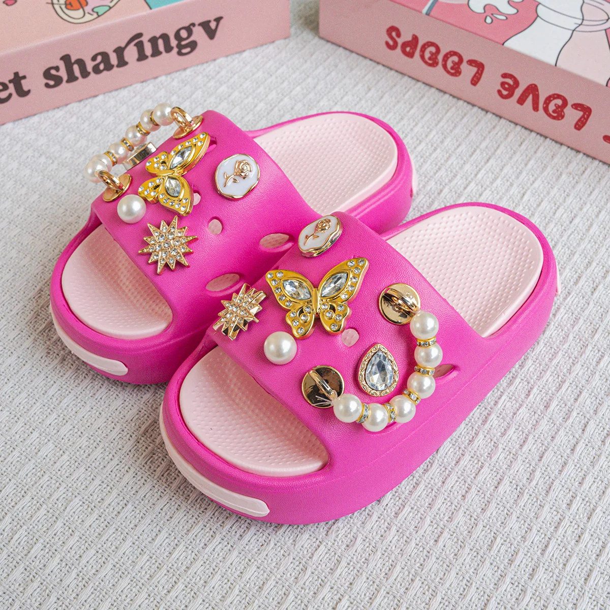 New Popular Cartoon Pearl Gold Butterfly Versatile Girls' Eva Slippers Fashionable Dual-Color Soft-Soled Non-Slip Sandals 831