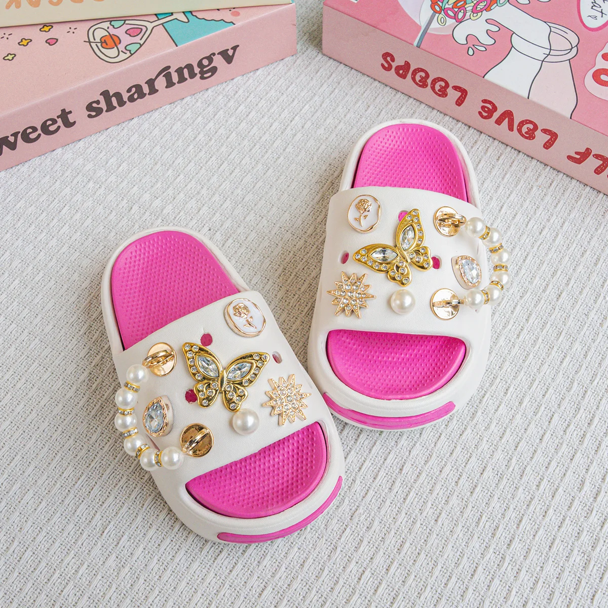 New Popular Cartoon Pearl Gold Butterfly Versatile Girls' Eva Slippers Fashionable Dual-Color Soft-Soled Non-Slip Sandals 831
