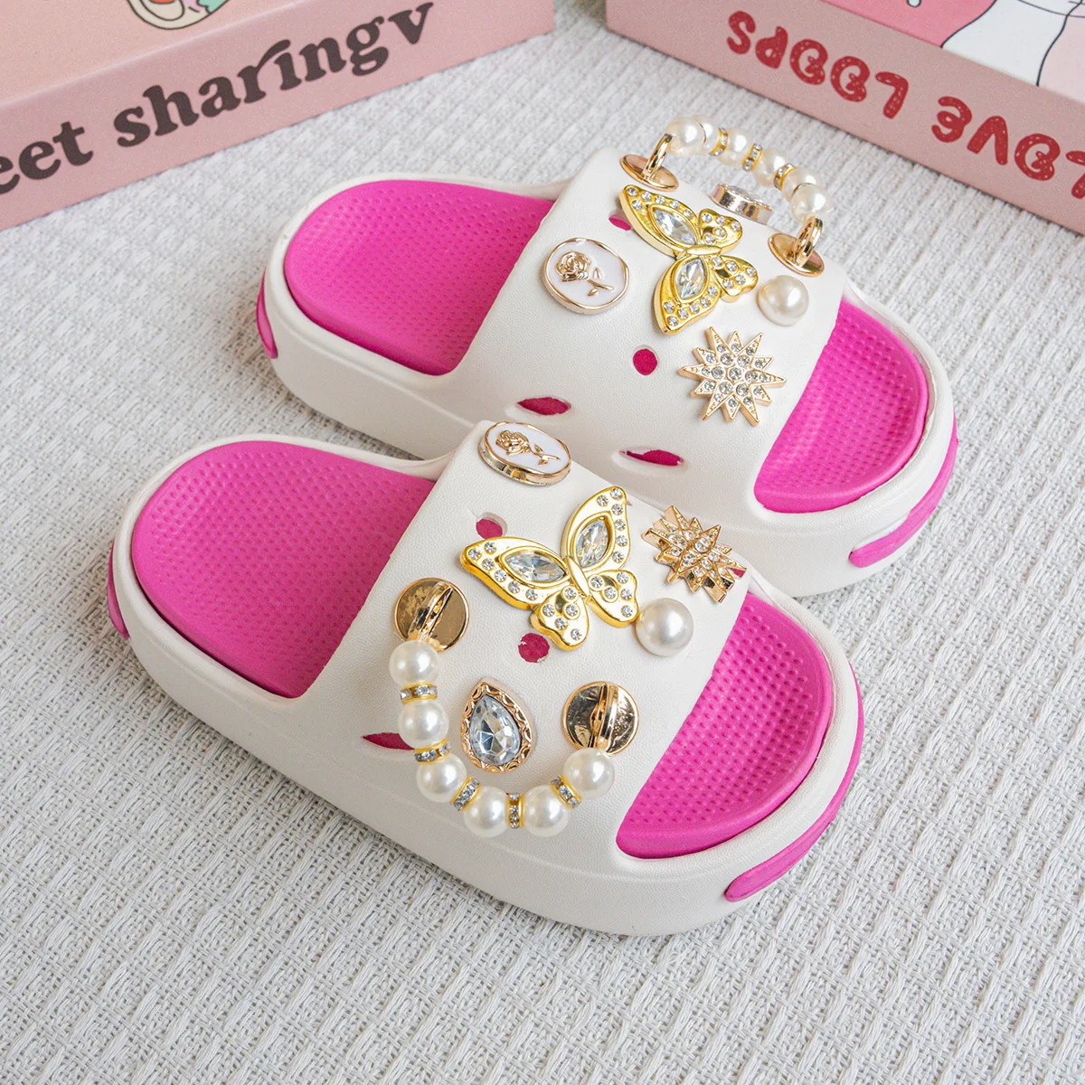 New Popular Cartoon Pearl Gold Butterfly Versatile Girls' Eva Slippers Fashionable Dual-Color Soft-Soled Non-Slip Sandals 831