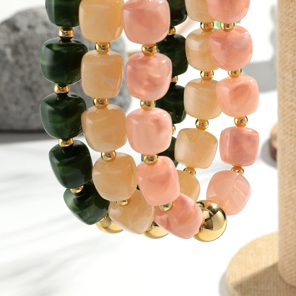 Colorful Acrylic Big Square Beaded Choker Necklaces for Women Personalized Handmade Pendant Necklace New Fashion Jewelry Gift