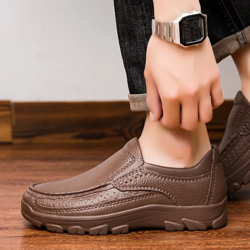 Men's chef shoes waterproof and oil-proof kitchen work shoes ultra-light non-slip EVA soft-soled casual men's shoes garden shoes
