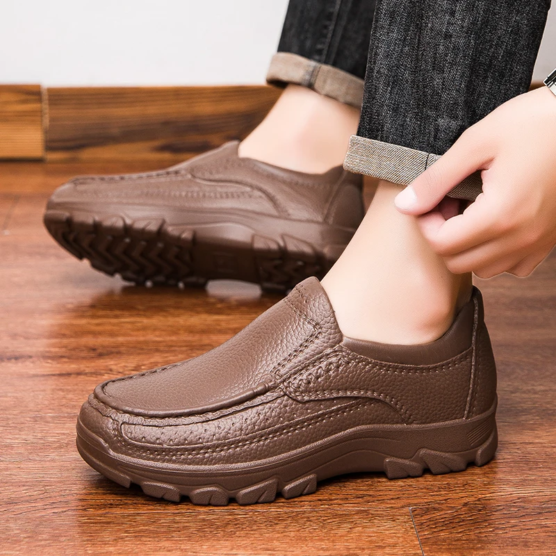 Men's chef shoes waterproof and oil-proof kitchen work shoes ultra-light non-slip EVA soft-soled casual men's shoes garden shoes