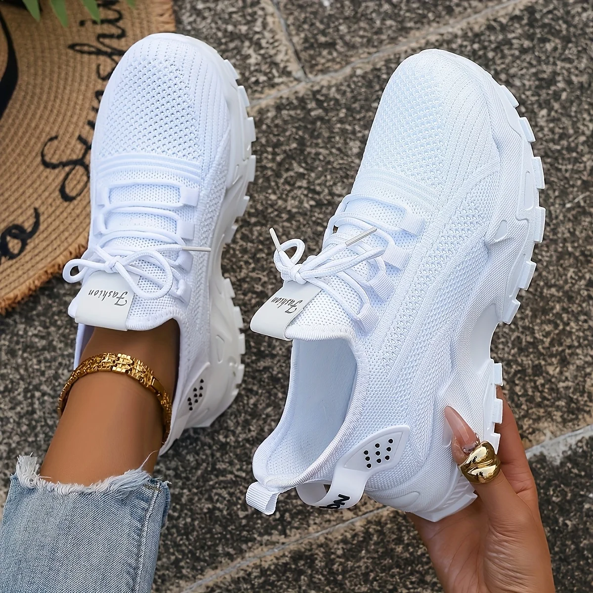 Breathable Knit Sneakers Fashion Comfortable Slip Resistant Soft Sole Shoes for Men Outdoor Walking