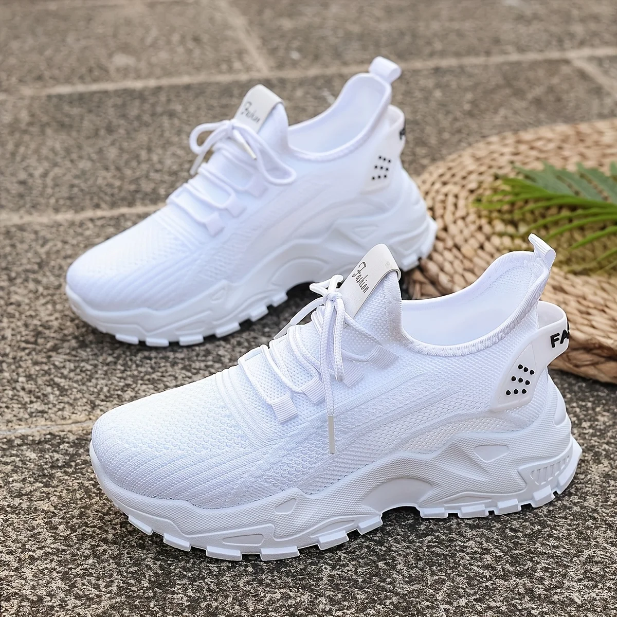 Breathable Knit Sneakers Fashion Comfortable Slip Resistant Soft Sole Shoes for Men Outdoor Walking