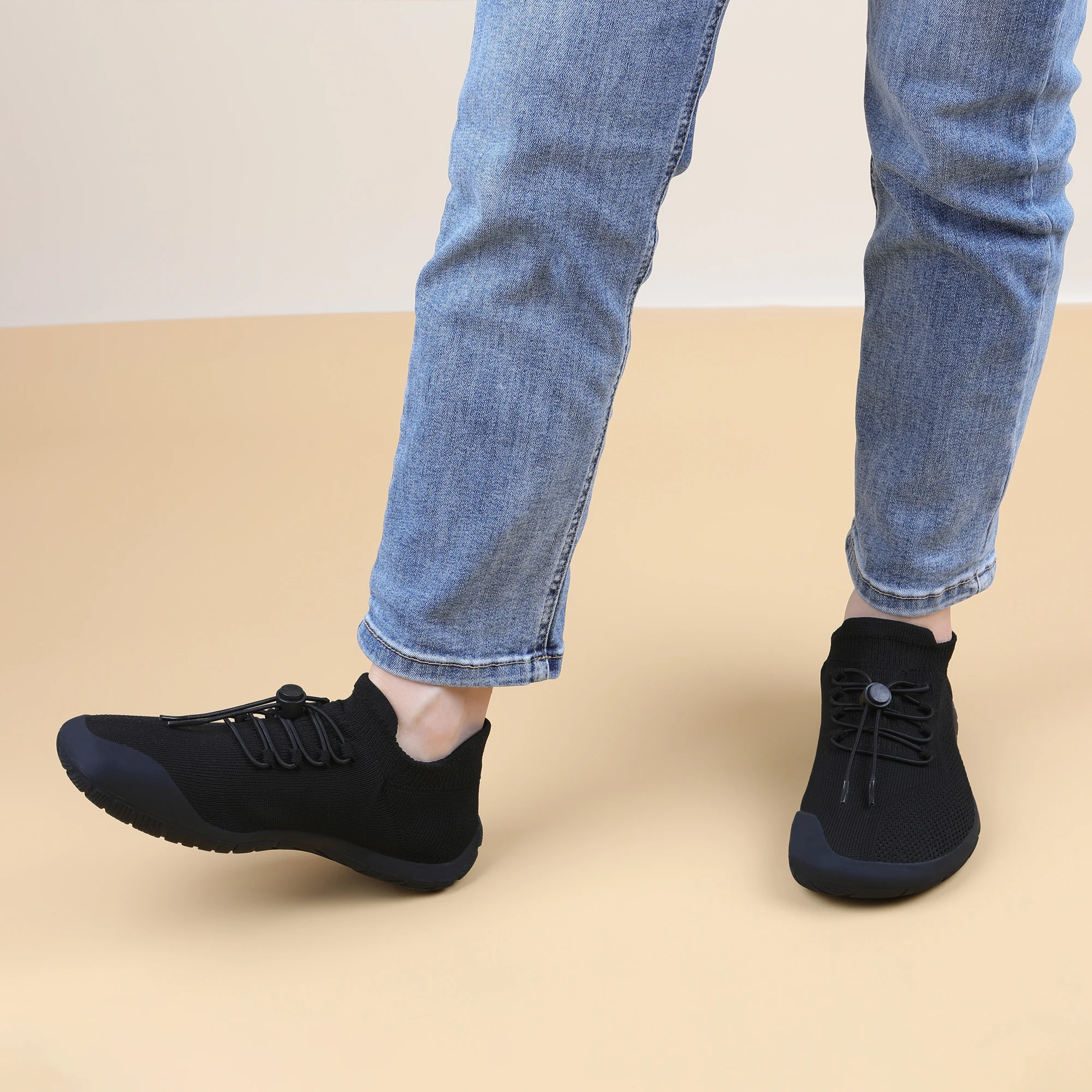 Unisex Minimalist Barefoot Shoes Lightweight Breathable Wide Toe Sneakers for Outdoor Casual Walking