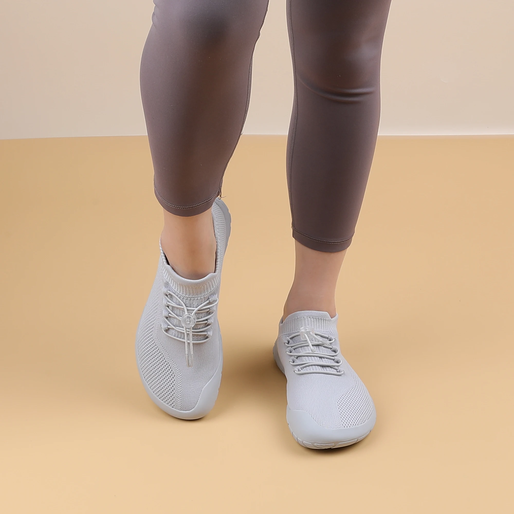 Unisex Minimalist Barefoot Shoes Lightweight Breathable Wide Toe Sneakers for Outdoor Casual Walking