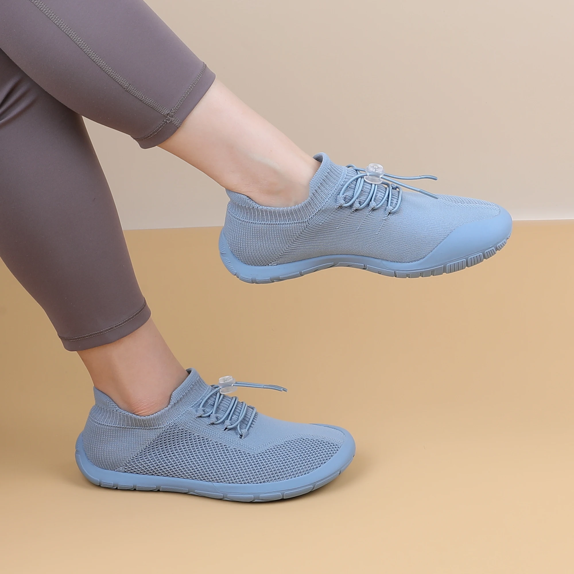 Unisex Minimalist Barefoot Shoes Lightweight Breathable Wide Toe Sneakers for Outdoor Casual Walking