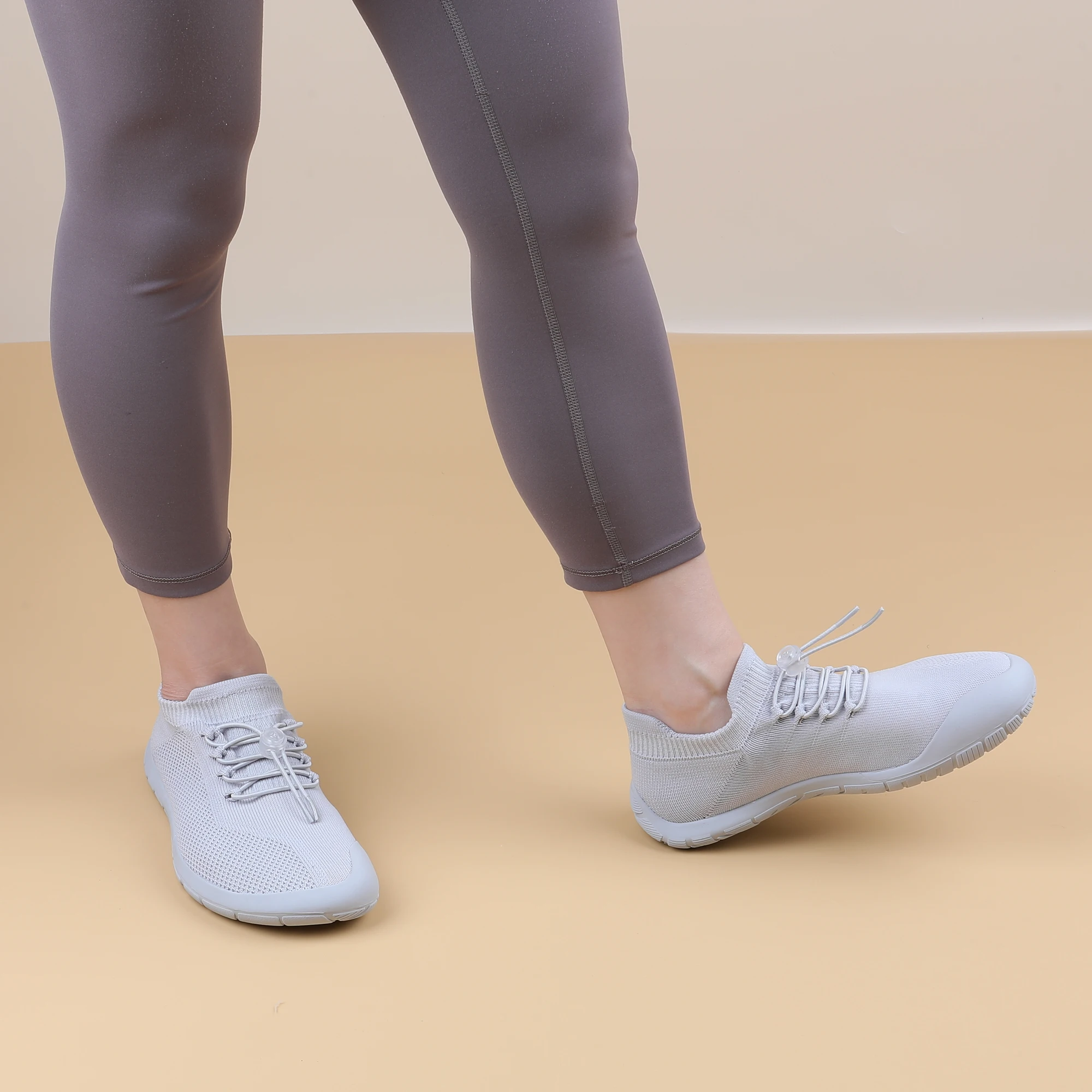 Unisex Minimalist Barefoot Shoes Lightweight Breathable Wide Toe Sneakers for Outdoor Casual Walking