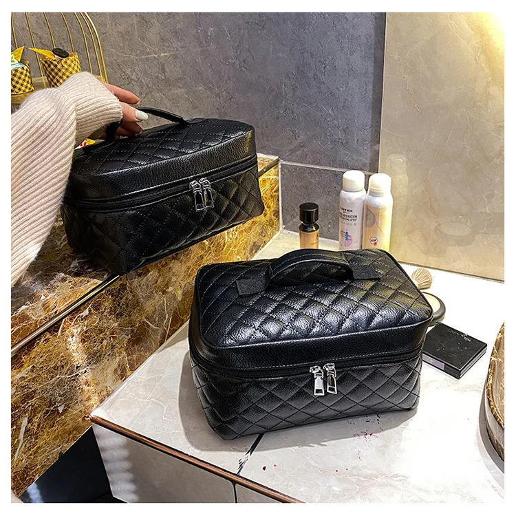 Travel Fashion Makeup Bag Large Capacity Black Handheld PU Embroidery Thread Diamond Grid Toilet Bag Makeup Storage Bag