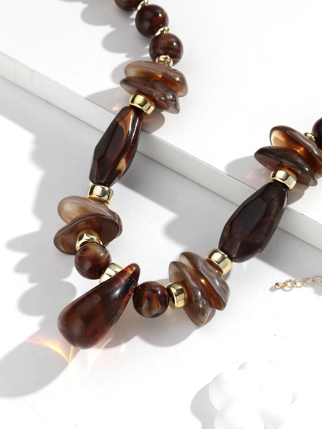 Vintage Acrylic Irregular Geometric Beads Necklaces for Women Exaggerated Resin Waterdrop Pendant Choker Handmade Jewelry Gifts