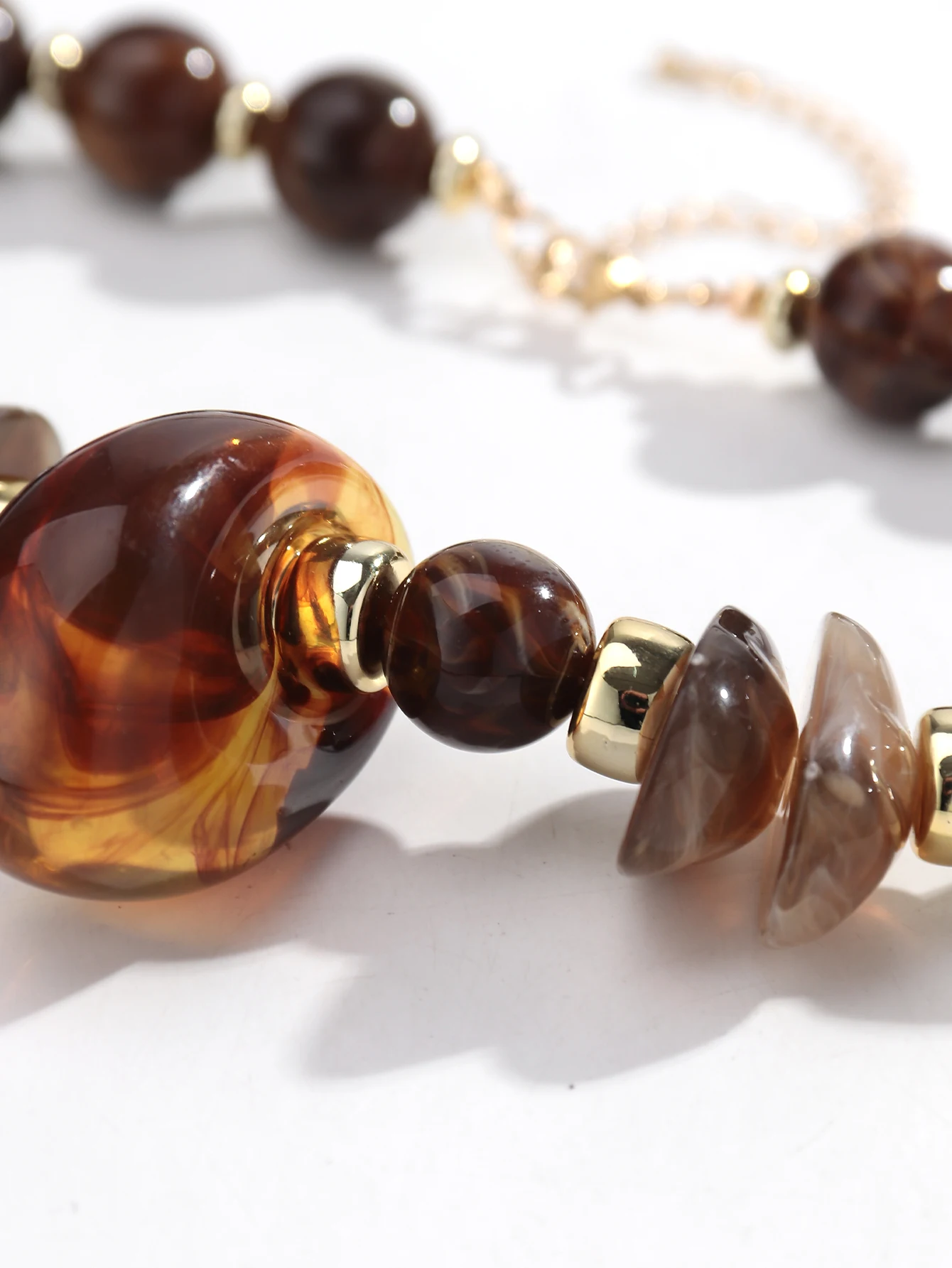 Vintage Acrylic Irregular Geometric Beads Necklaces for Women Exaggerated Resin Waterdrop Pendant Choker Handmade Jewelry Gifts