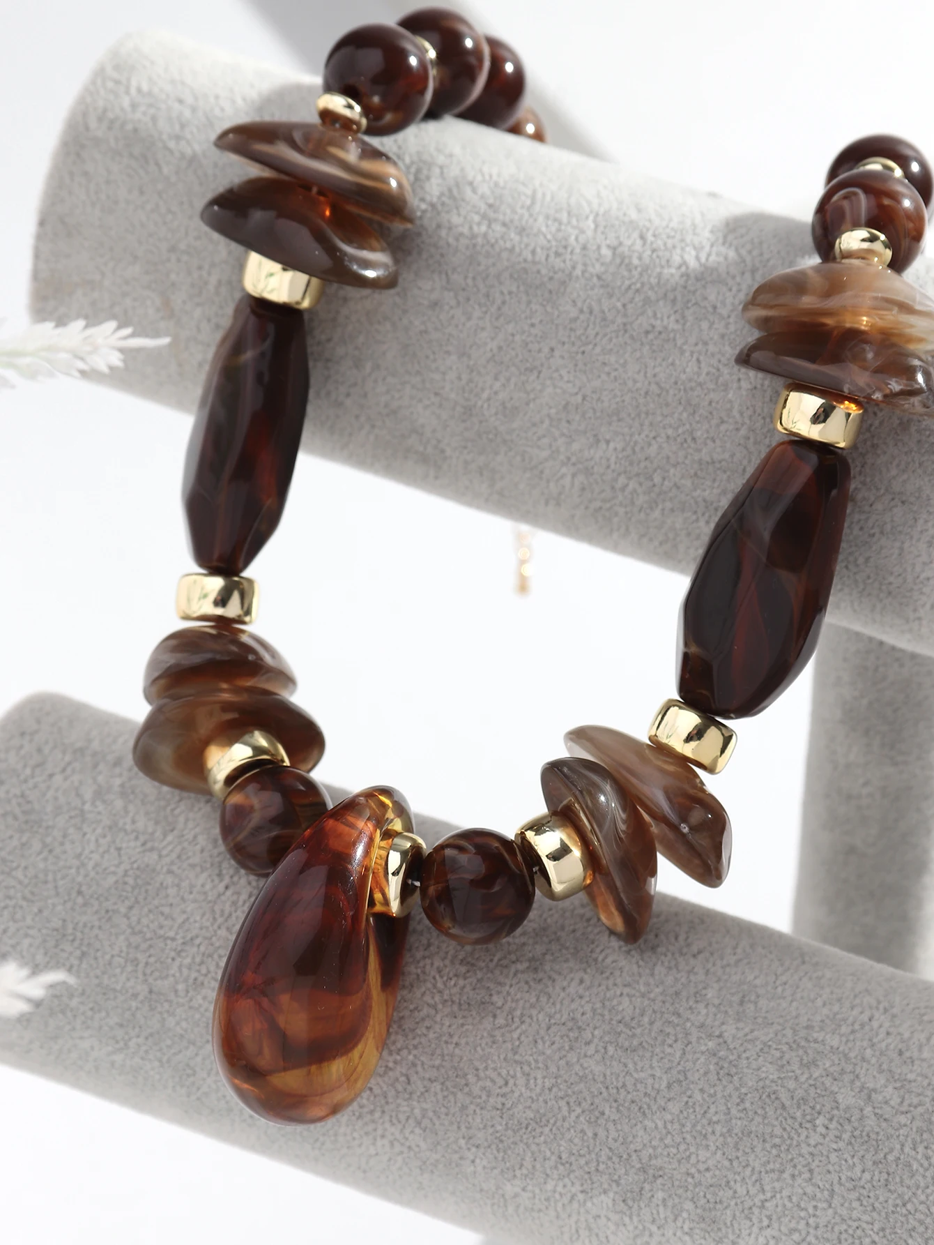 Vintage Acrylic Irregular Geometric Beads Necklaces for Women Exaggerated Resin Waterdrop Pendant Choker Handmade Jewelry Gifts
