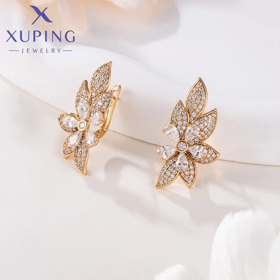 Xuping Jewelry Fashionable Exquisite Flower Gold Color Huggies Earrings for Women Ladies Christmas Party Gifts X000019247