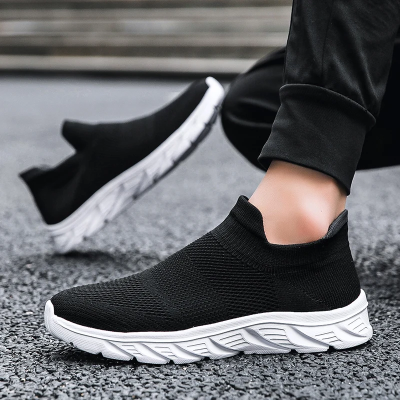 Breathable Men Casual Shoes Slip on Male Vulcanized Shoes Lightweight Men's Casual Sneakers Soft Anti-slip Flats Outdoor Loafers