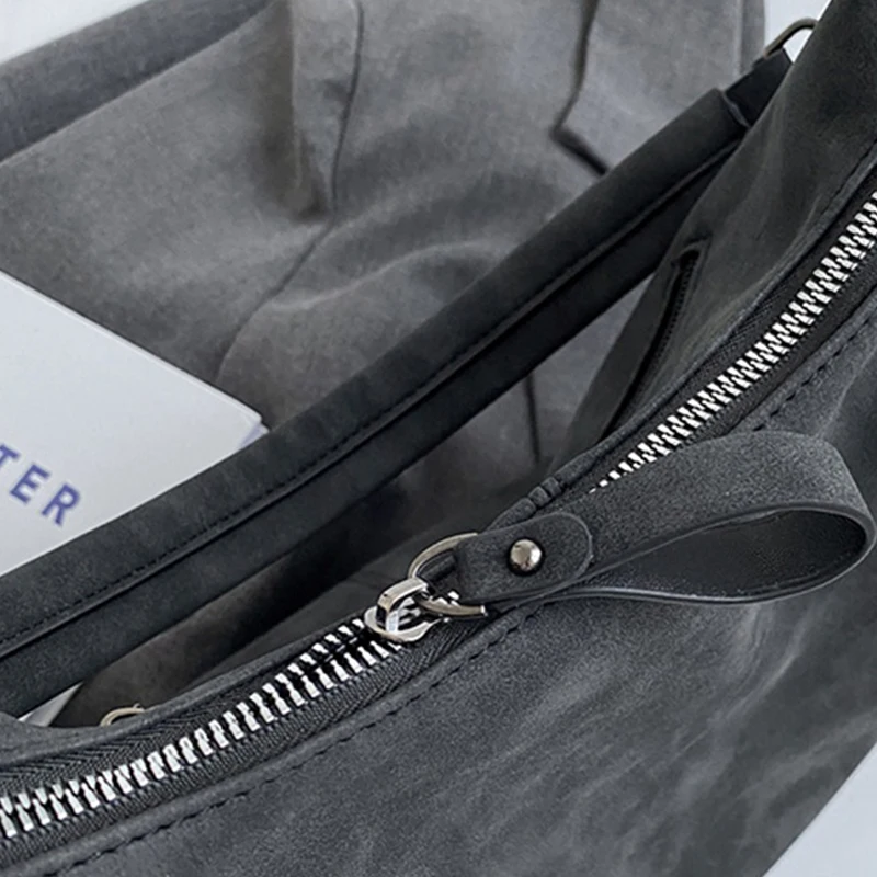 Women Crossbody Bag Luxury Designer Oblique Cross Single Shoulder Bag Large Capacity Handbags Retro Matte PU Leather Hobos