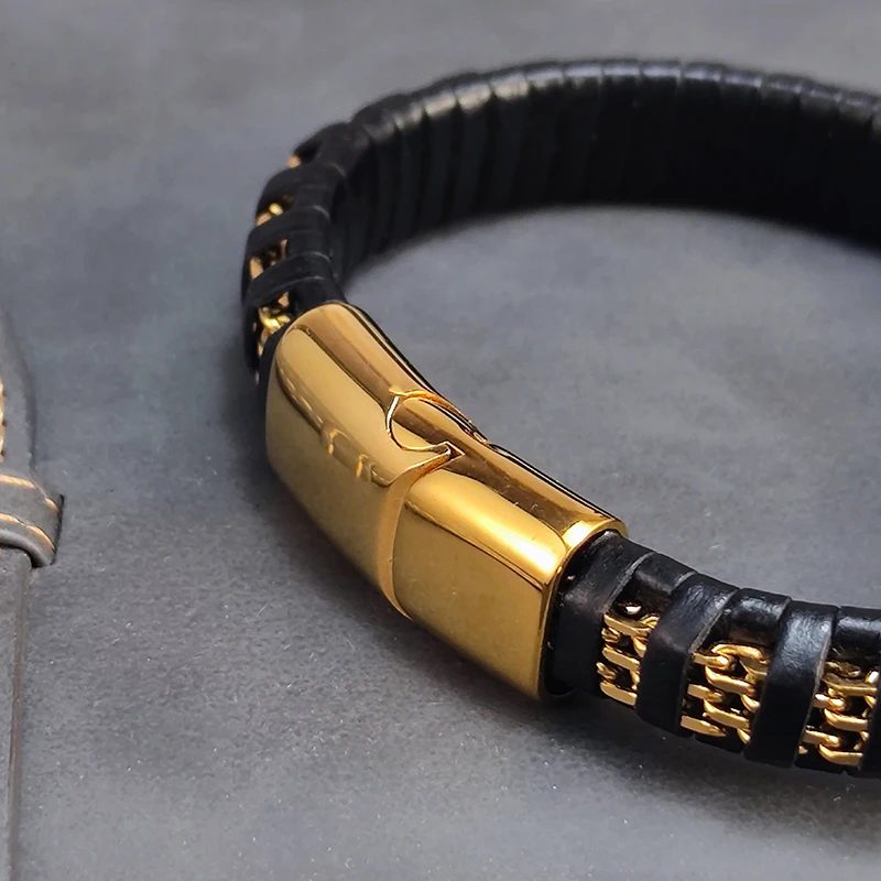 New Fashion 8mm Chain Curb Cuban Link Charm Leather Bracelets Men Stainless Steel Magnet Clasp Hand Bracelet Homme Men's Gifts