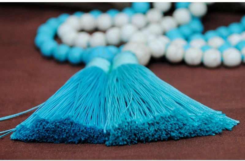 Women Turquoise Necklace Retro Simple Blue White Natural Stone Accessory Handmade Beaded Tassel Sweater Chain