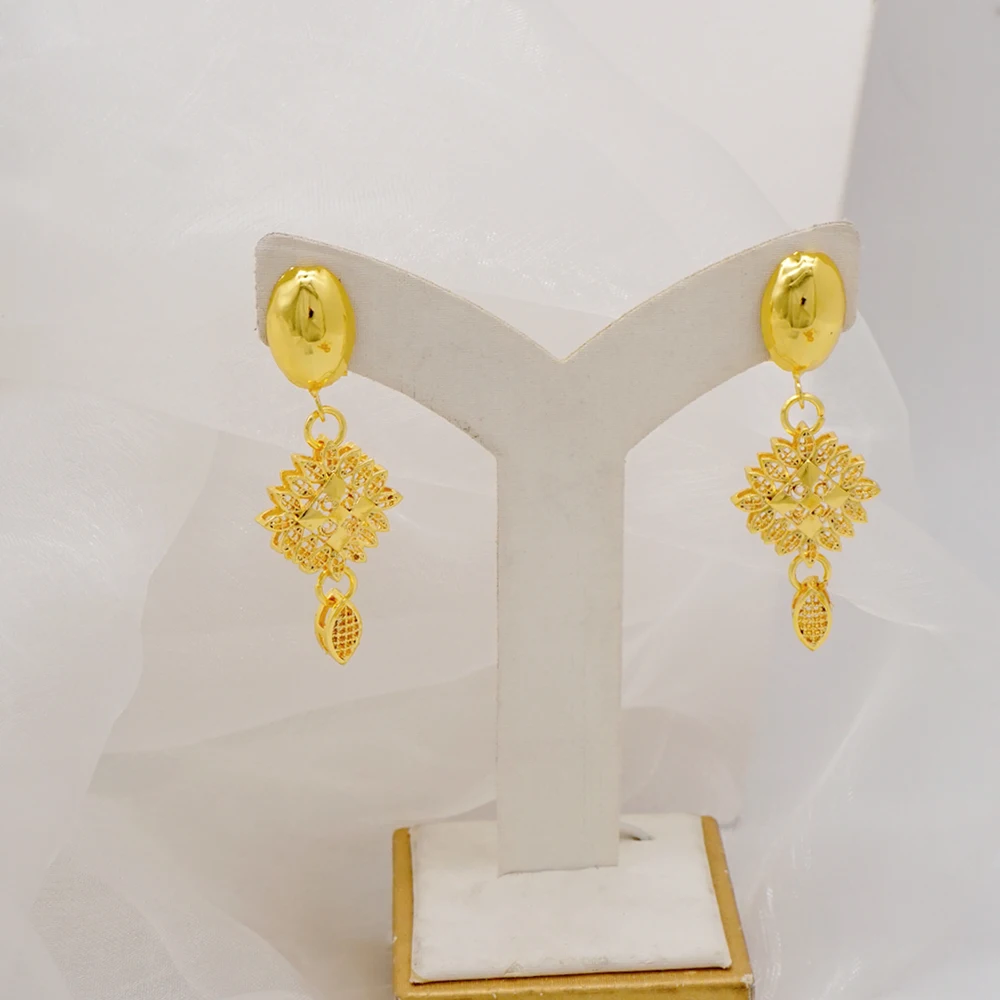 Indian Dubai Gold Color Jewelry Set For Women Bridal Long Necklace Set Nigerian Choker Necklace Bracelet Earring Ring Sets