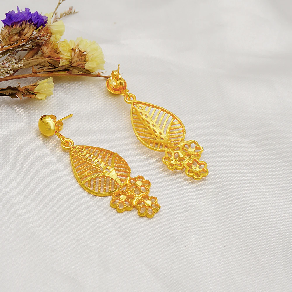 Indian Dubai Gold Color Jewelry Set For Women Bridal Long Necklace Set Nigerian Choker Necklace Bracelet Earring Ring Sets