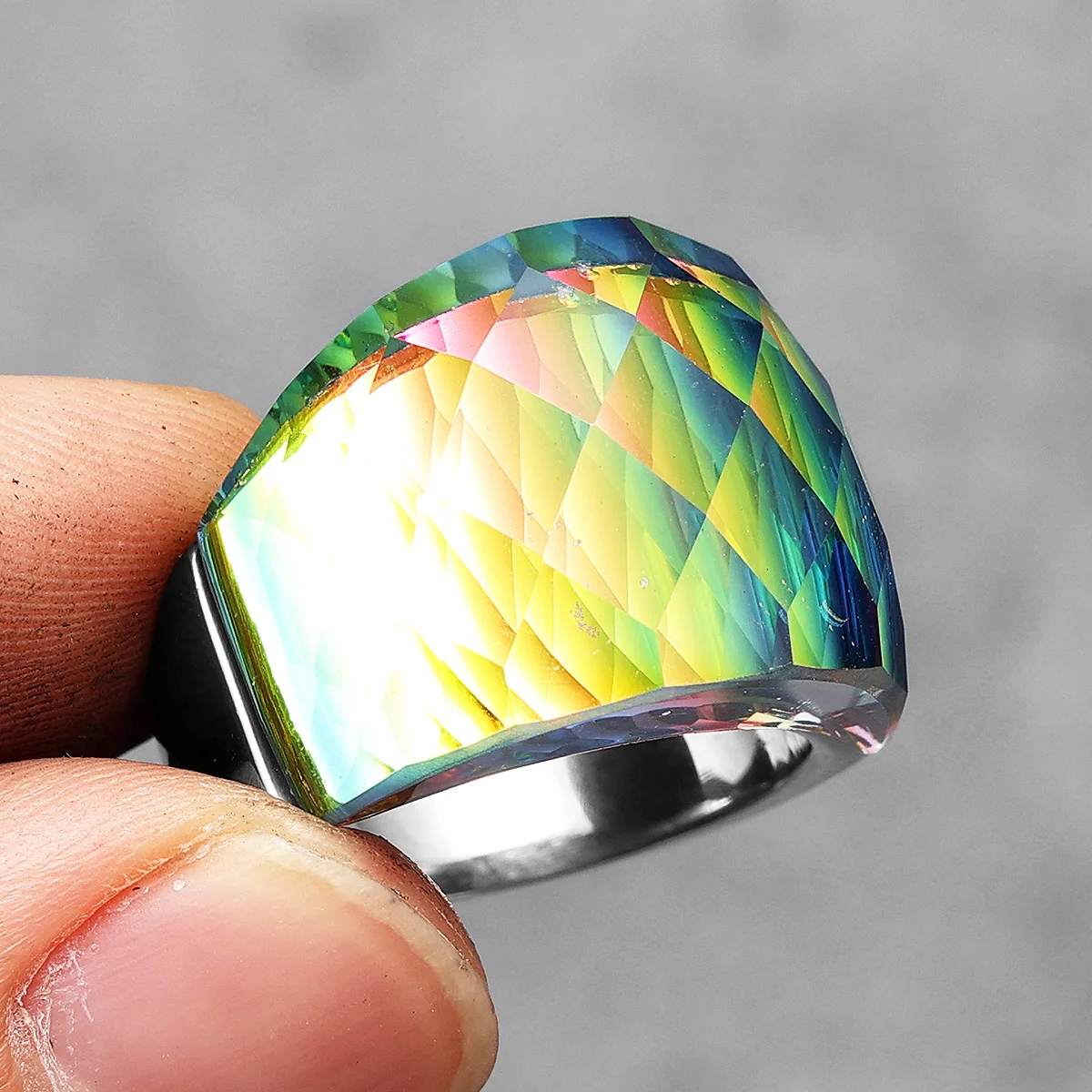 Multicolor Luxury Glass Crystal Men Rings Stainless Steel Women Jewelry Punk Rock Cool Stuff Fashion Accessories Gift Wholesale