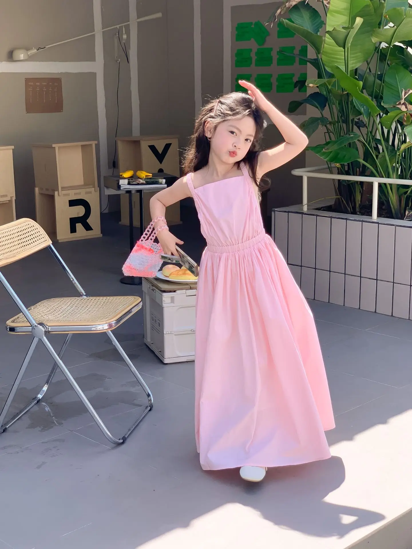 Children Clothing Girls Dress Holiday Style 2023 Summer Girls Backless Temperament Sweet Suspender Princess Long Casual Dress