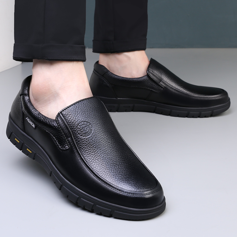High Quality Leather Men Casual Shoes Italian Luxury Brand Mens Loafers Breathable Formal Mens Dress Shoes Slip-on Driving Shoes
