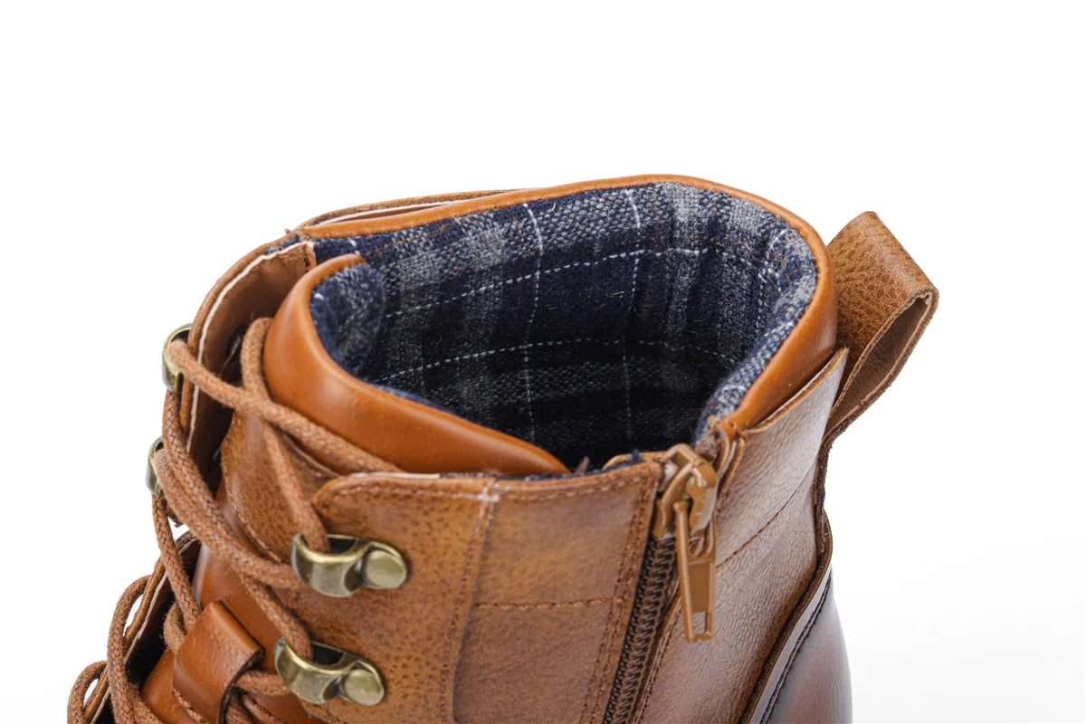 Size 7~13 Retro Men Boots 2023 Fashion Comfortable Spring Leather Boots