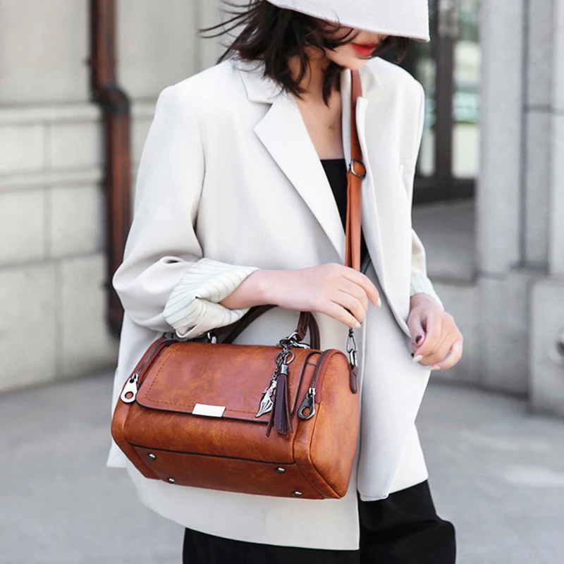 Tassel Decor Women's Large Capacity Shoulder Bag Fashion Zipper Crossbody Bag With Removable Strap Boston Handbag