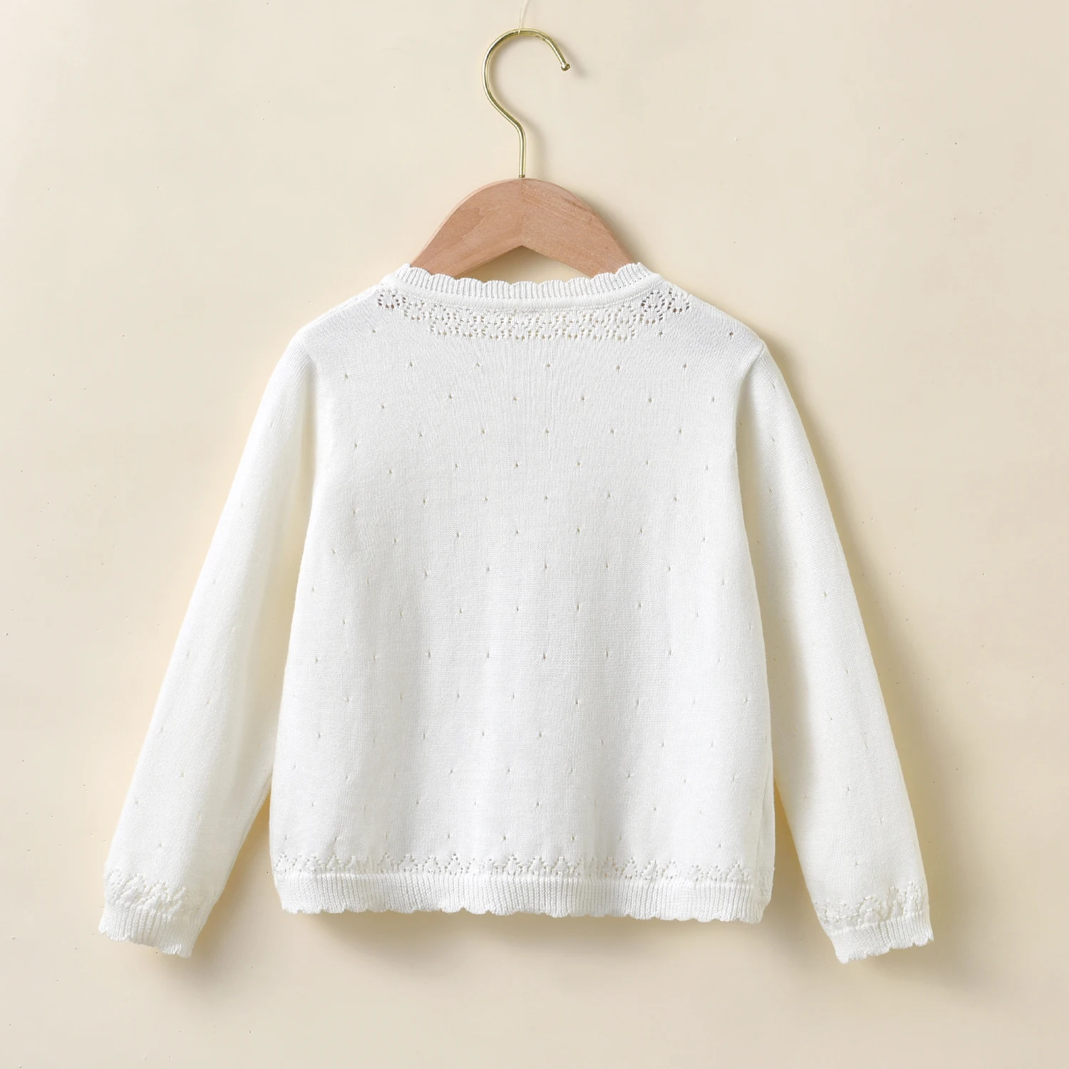 Children's Clothing Sweater, a Buckle Baby Girl Cardigan Cotton Shawl Air-Conditioned Shirt Out to Take Sunscreen Cardigan