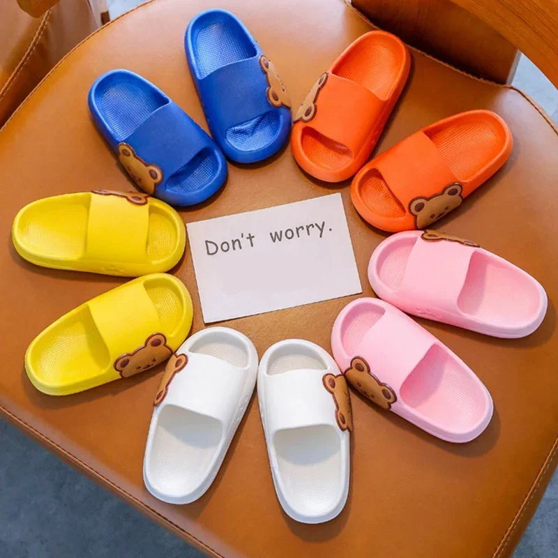 Cartoon Bear Children's Beach Slippers For Boys Girls Home Shoes Summer Thick Sole Flip Flops EVA Soft Outdoor Slippers Child