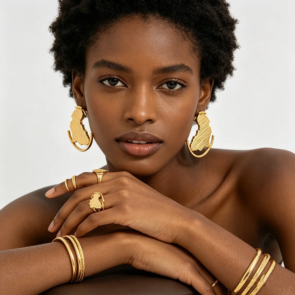 African Gold Jewelry Set 18K Gold Plated Necklace and Earrings Bangle Ring Set for Women Classic Design Clip Jewelry