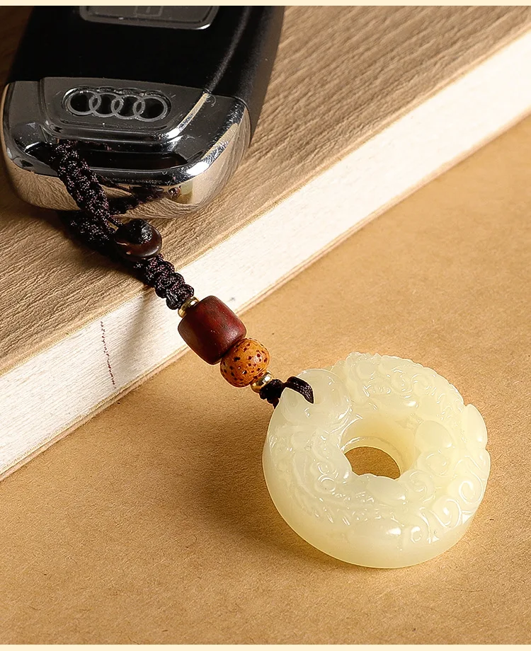 Natural Carving Jade Safety Buckle Bite Money Pixiu Keychain Wealth Transfer Handcrafted Retro Carved Bodhi Sandalwood Pendant