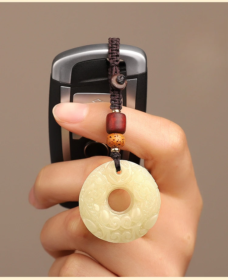 Natural Carving Jade Safety Buckle Bite Money Pixiu Keychain Wealth Transfer Handcrafted Retro Carved Bodhi Sandalwood Pendant