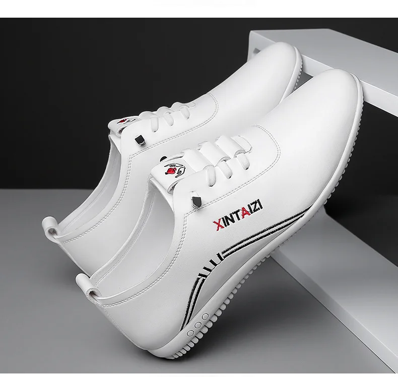 2024 casual men leather shoes Versatile Business White footwear Fashion anti slip comfortable loafers male new lightweight flat