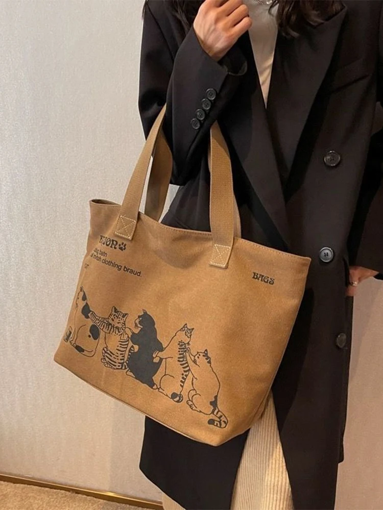 Women's Fashionable Canvas Tote Bag Spacious Durable Shoulder Bag with Zipper Closure Classic Design for Work