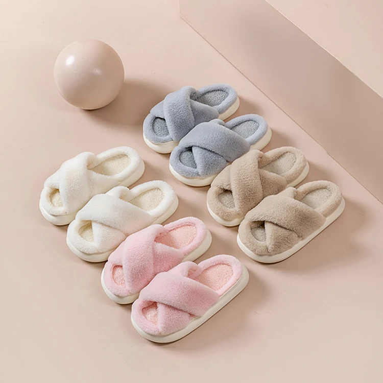 Fluffy Slippers Women House Flats Fashion Designer Winter Shoes Ladies Indoor Casual Plush Platform Footwear Elegant Large Size