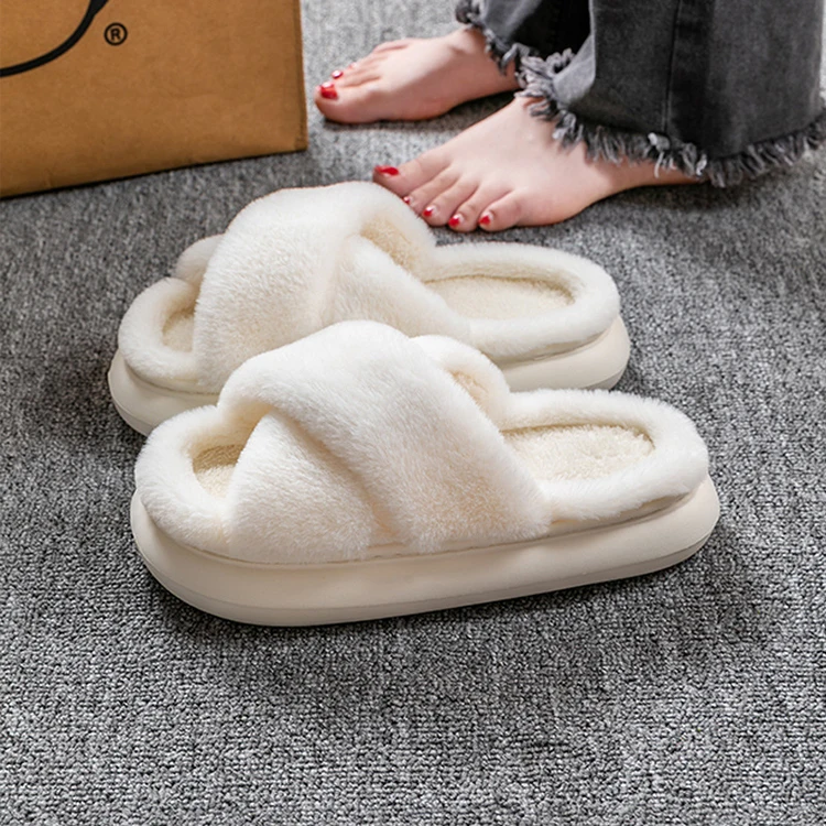 Fluffy Slippers Women House Flats Fashion Designer Winter Shoes Ladies Indoor Casual Plush Platform Footwear Elegant Large Size