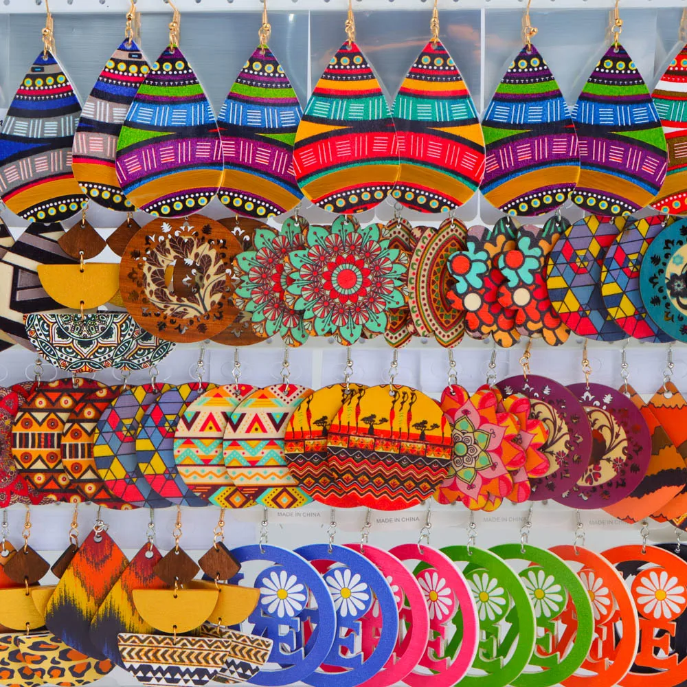 10/20/30/50Pairs/Lot Fashionable Printed Women's Wooden Thread Bohemian Vintage Hanging Earrings Daily Jewelry Randomly Shipped