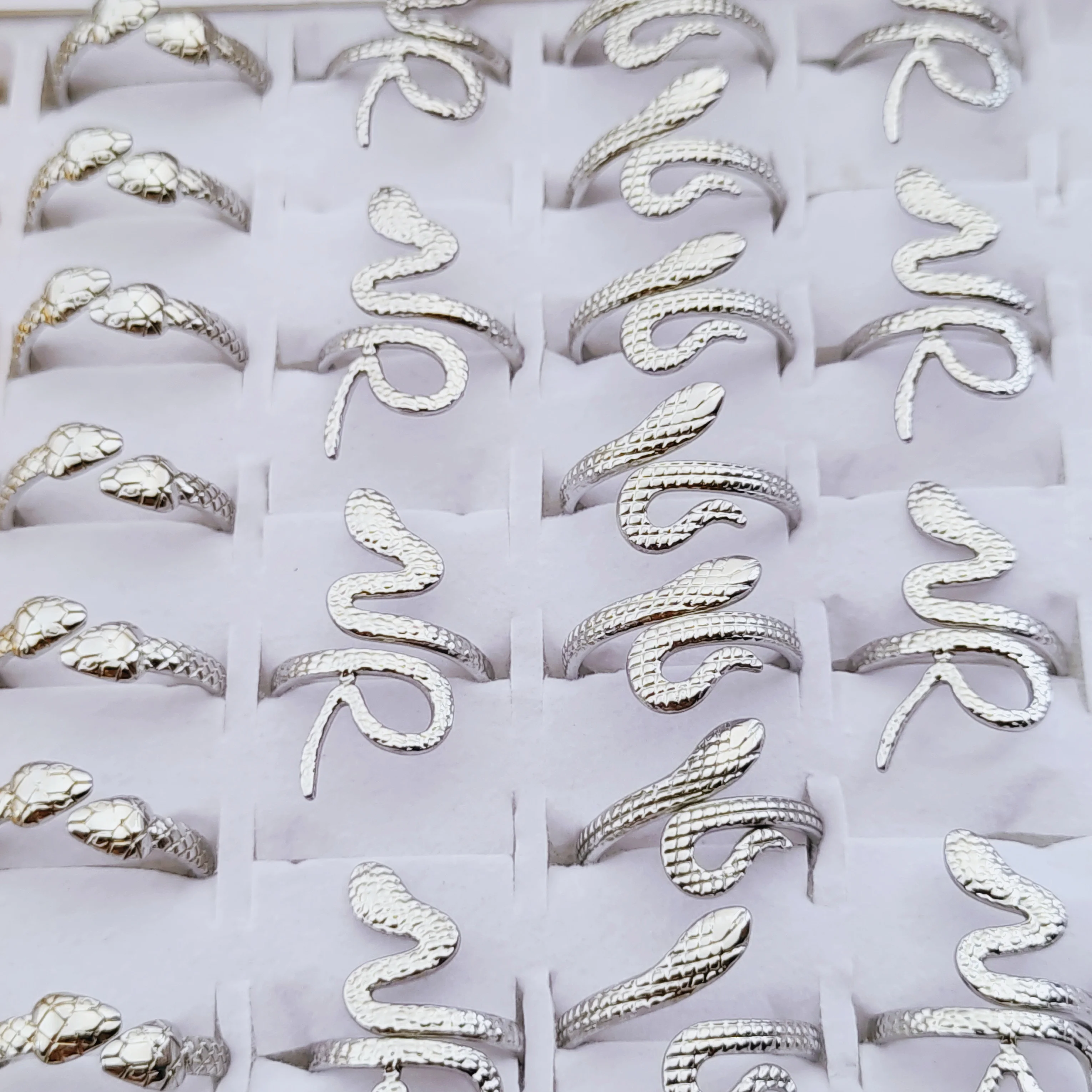 10pcs Wholesale Vintage Gothic Mixed Snake Stainless Steel Ring Punk Adjustable Jewelry for Men and Women Party Gifts