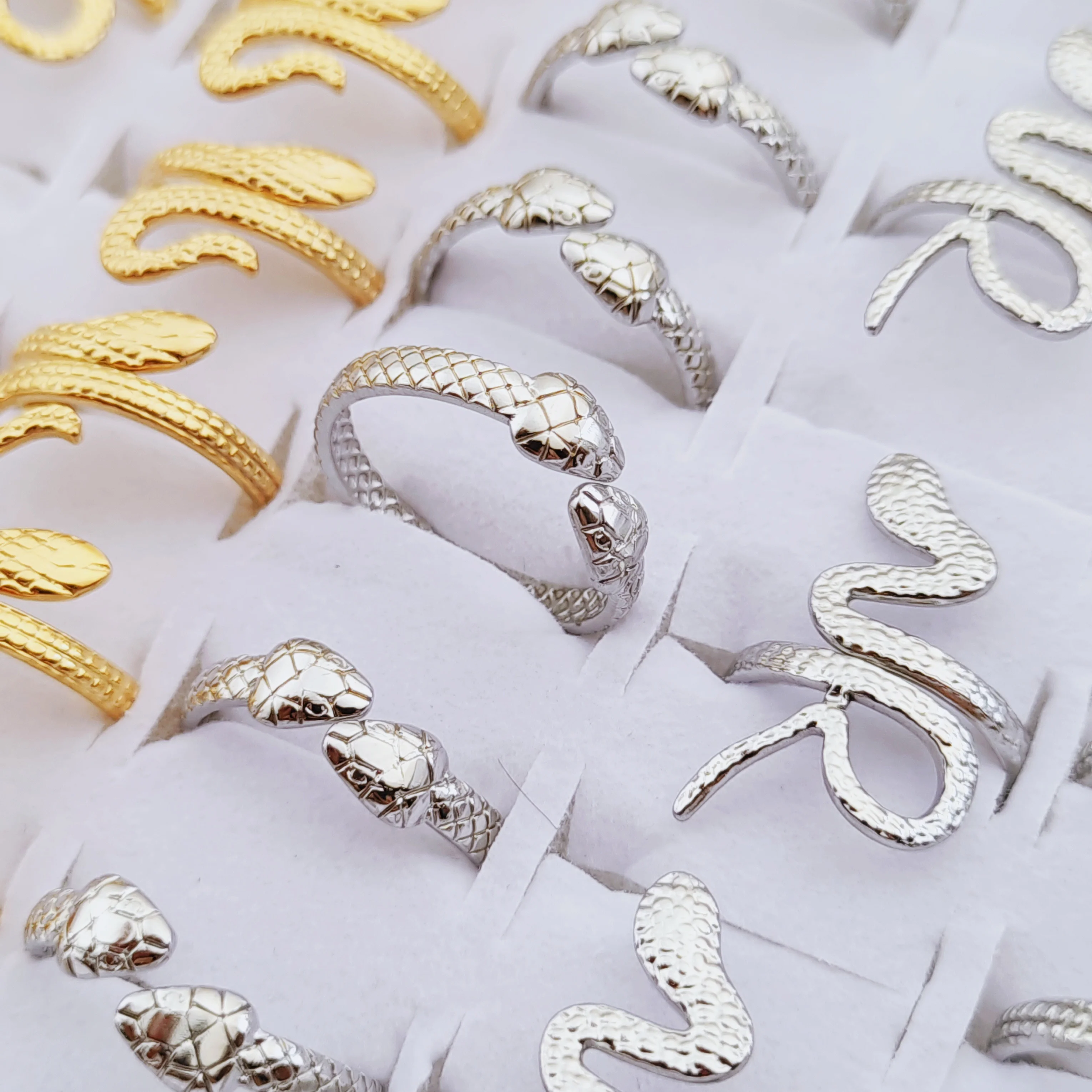 10pcs Wholesale Vintage Gothic Mixed Snake Stainless Steel Ring Punk Adjustable Jewelry for Men and Women Party Gifts