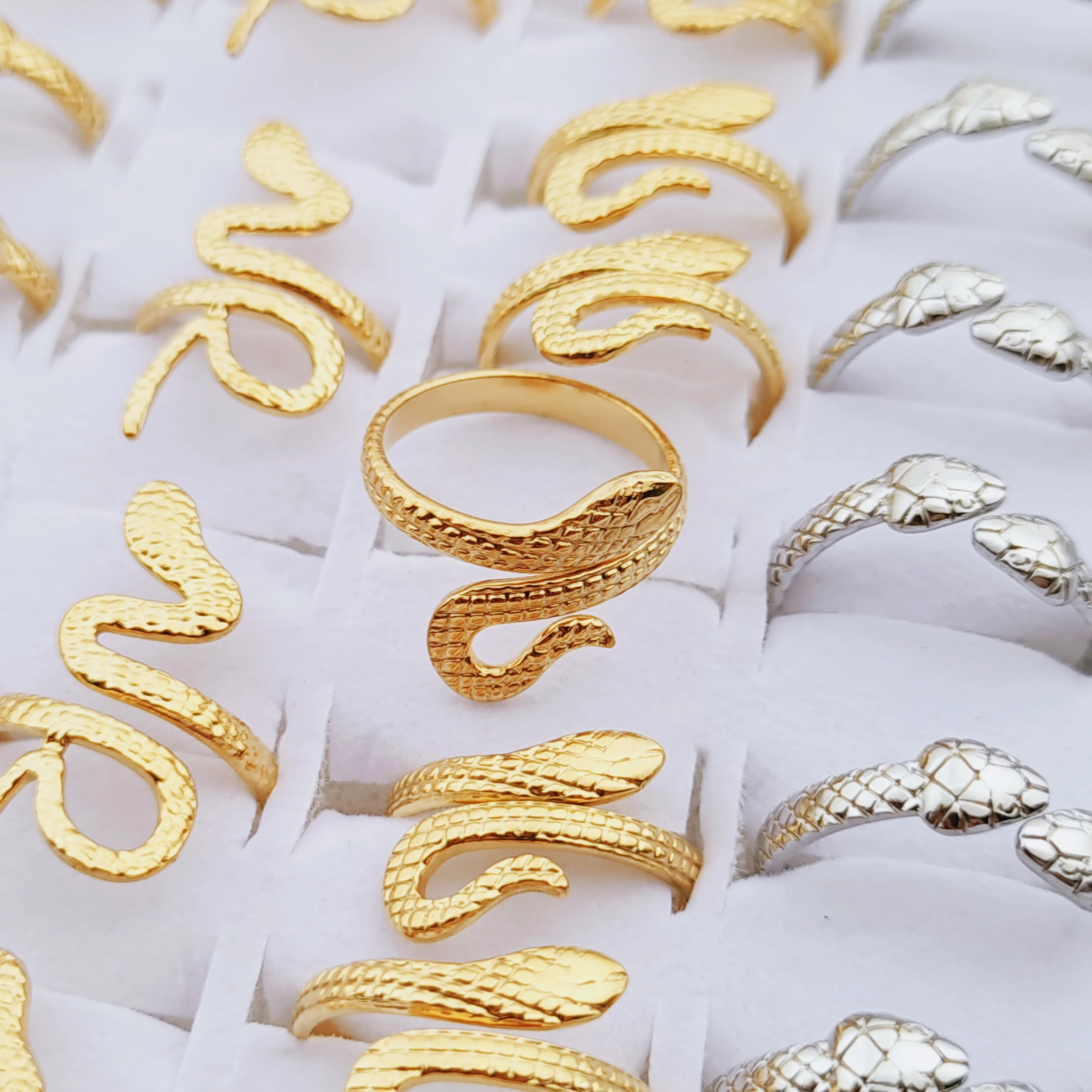 10pcs Wholesale Vintage Gothic Mixed Snake Stainless Steel Ring Punk Adjustable Jewelry for Men and Women Party Gifts