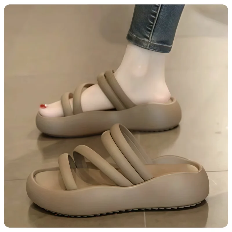 Super Soft Summer Beach Non-Slip Fashionable and Versatile Thick-Soled Women's Casual Sandals