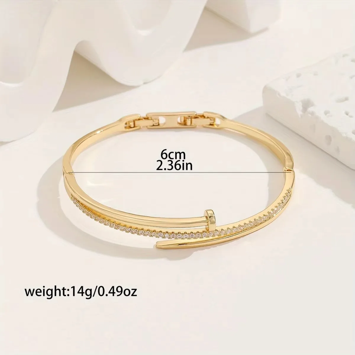 A Copper Inlaid Zircon Series Adjustable Bracelet With A Sweet, Romantic And Niche Design, Perfect As A Gift For Girls