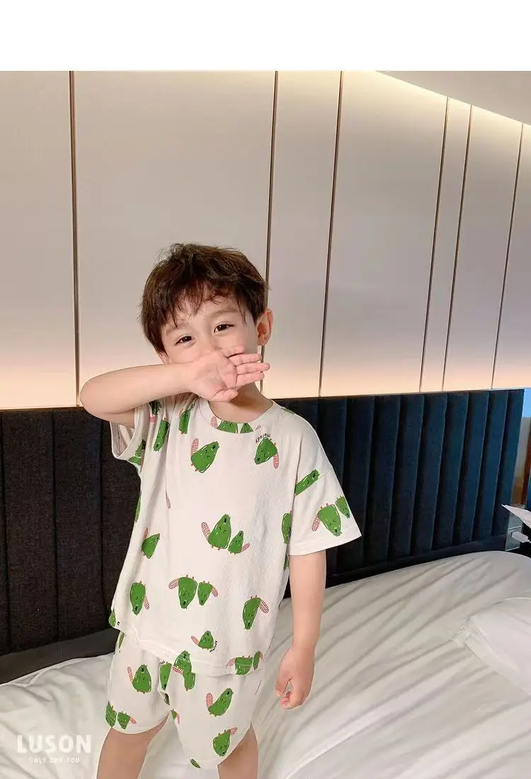 Summer Home Clothes Air-conditioned Clothes Boys and Girls Ice Silk Fabric Loose Short Sleeved Shorts Two-piece Set of Pajamas