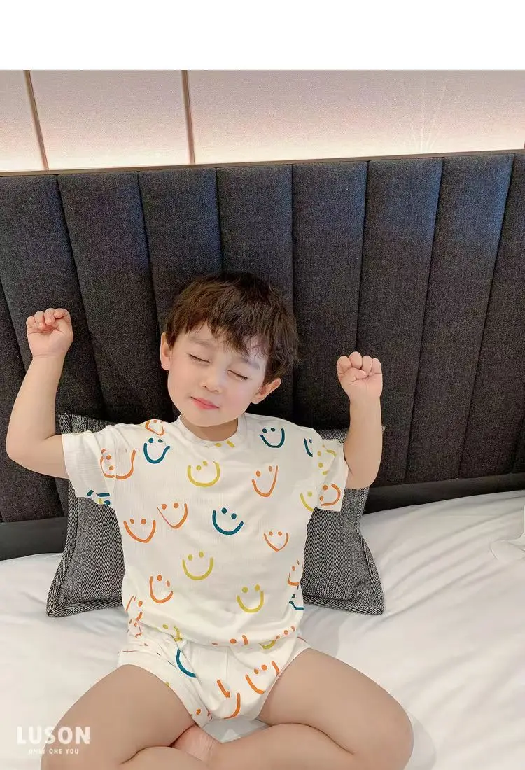 Summer Home Clothes Air-conditioned Clothes Boys and Girls Ice Silk Fabric Loose Short Sleeved Shorts Two-piece Set of Pajamas