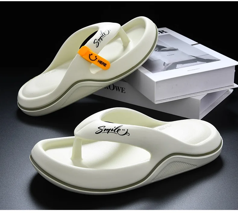 New Man Women Slippers Flip Flops Indoor Outdoor Beach Sandals Super Soft Bottom Slides Non-slip Thick Soled Women Slippers