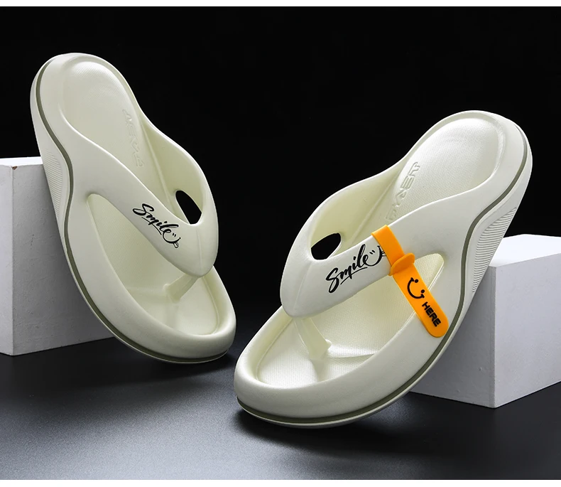 New Man Women Slippers Flip Flops Indoor Outdoor Beach Sandals Super Soft Bottom Slides Non-slip Thick Soled Women Slippers