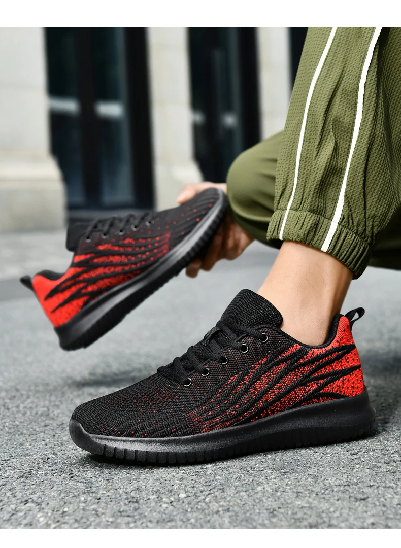 Chef Shoes Non-Slip Four Seasons Breathable Hotel Kitchen Work Shoes Light Outdoor Men's Plus Size Casual Sports Walking Shoes