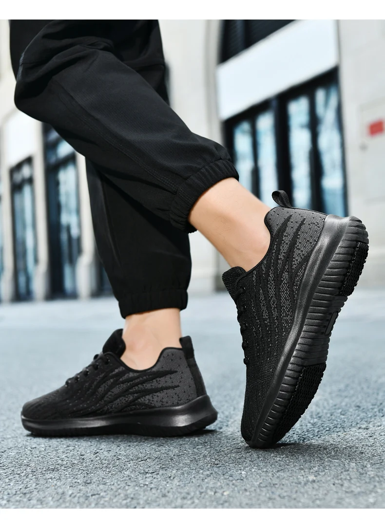 Chef Shoes Non-Slip Four Seasons Breathable Hotel Kitchen Work Shoes Light Outdoor Men's Plus Size Casual Sports Walking Shoes