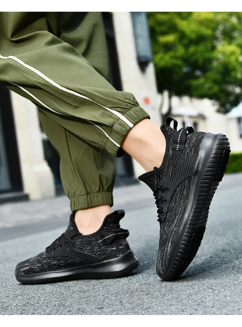 Chef Shoes Non-Slip Four Seasons Breathable Hotel Kitchen Work Shoes Light Outdoor Men's Plus Size Casual Sports Walking Shoes
